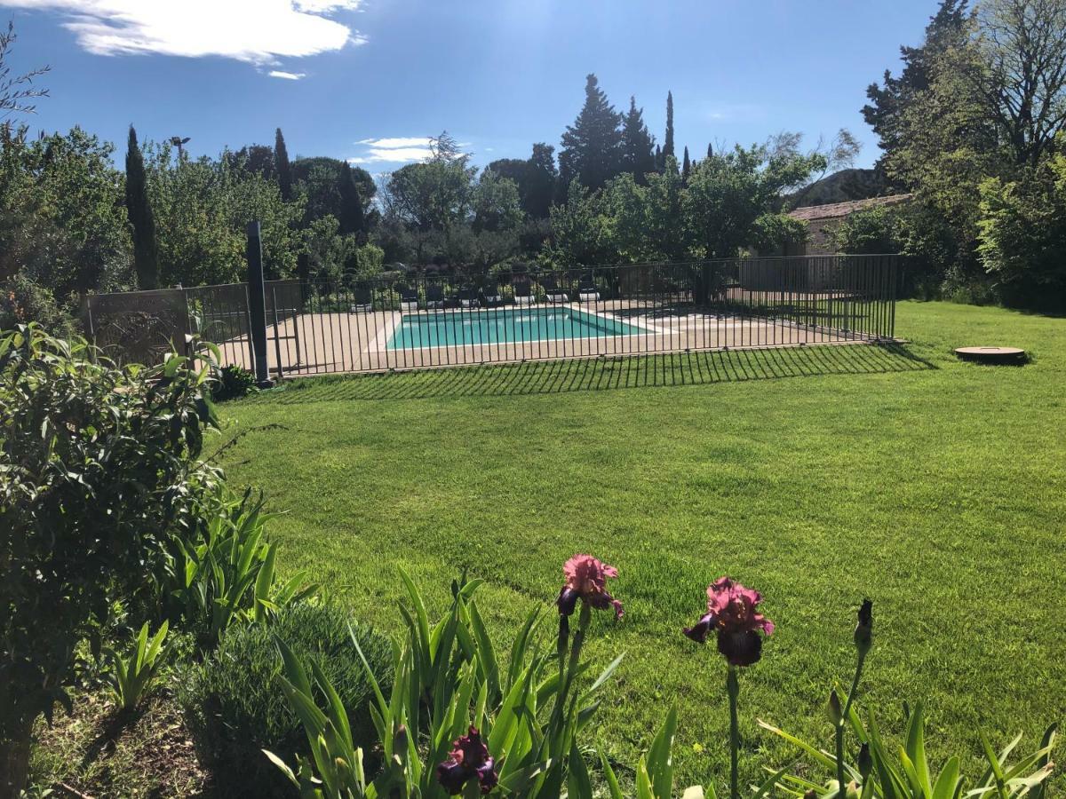 Domaine Du Mas Foucray Lejlighedshotel Les Baux-de-Provence Eksteriør billede